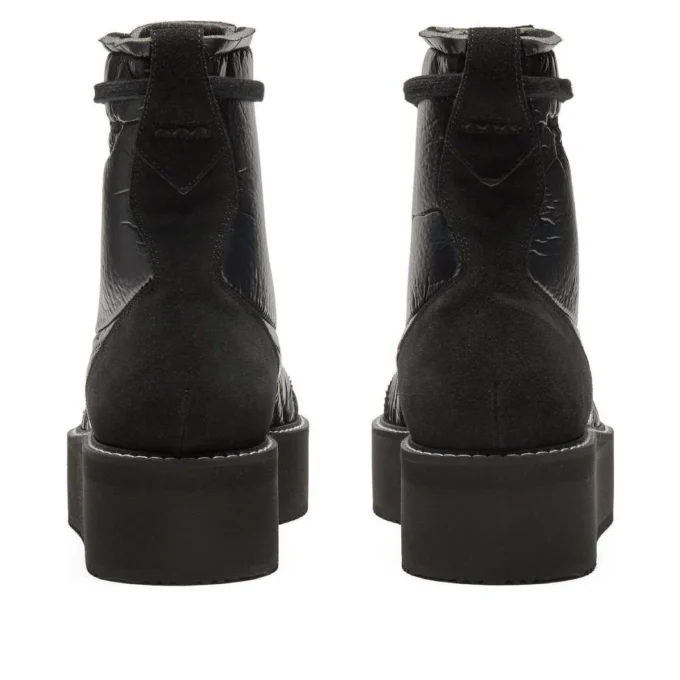 Delegation Chunk Boot “Black”