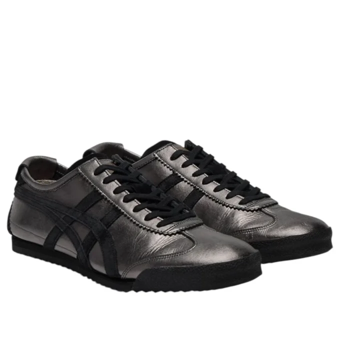 Mexico 66 Deluxe “Gunmetal Black”