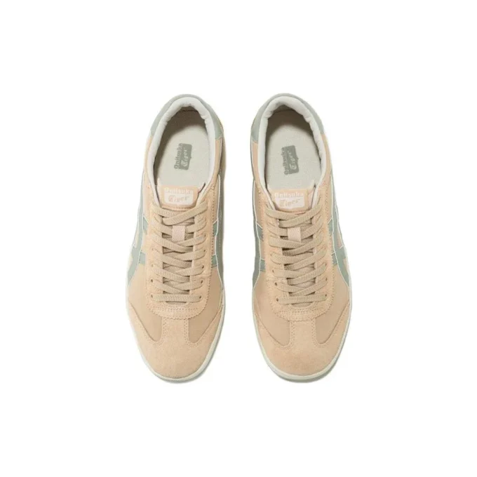 Tokuten “Khaki White”