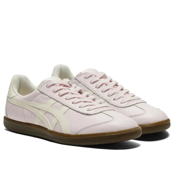 Tokuten “Light Pink White”