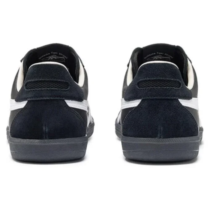 Tokuten Slip-On “Black White”